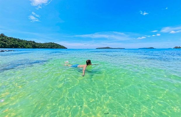 Swimming in clear water